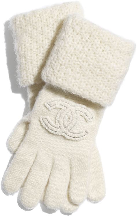 chanel hand gloves